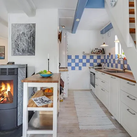 Eeli - 150m From The Sea By Interhome *