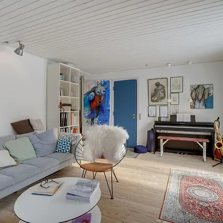 Eeli - 150m From The Sea By Interhome
